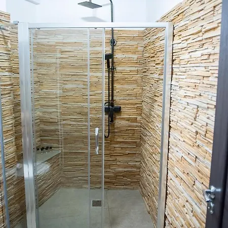 Adonis Apartamento *